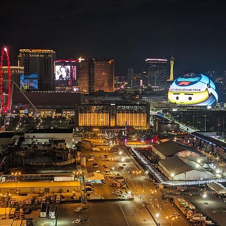 Penthouse Suite With Strip View At The Signature At Mgm Grand Las Vegas Bagian luar foto