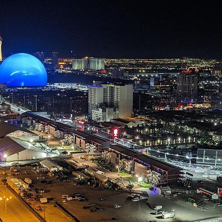Penthouse Suite With Strip View At The Signature At Mgm Grand Las Vegas Bagian luar foto