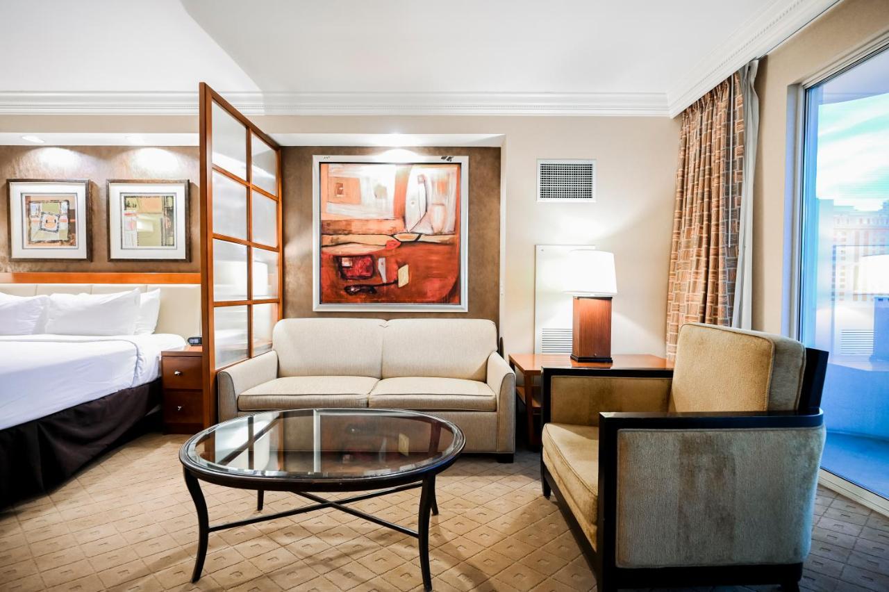 Penthouse Suite With Strip View At The Signature At Mgm Grand Las Vegas Bagian luar foto