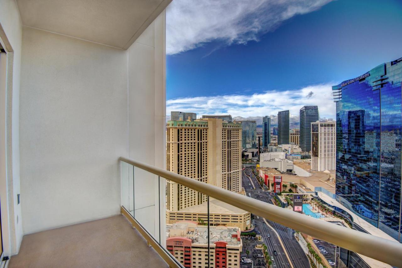 Penthouse Suite With Strip View At The Signature At Mgm Grand Las Vegas Bagian luar foto