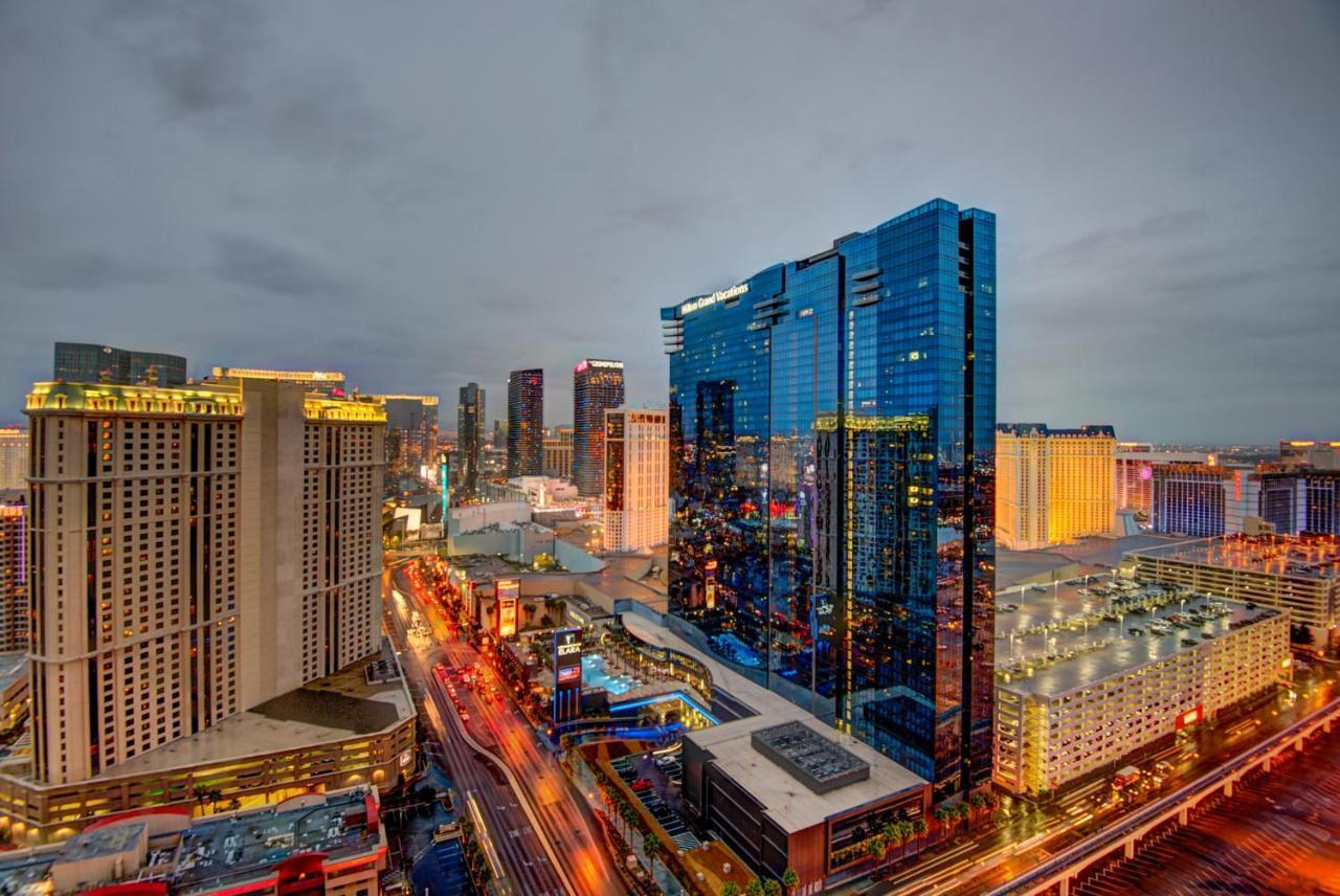 Penthouse Suite With Strip View At The Signature At Mgm Grand Las Vegas Bagian luar foto